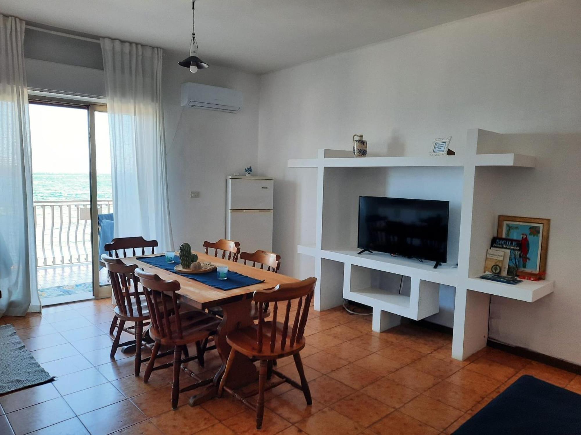 Arcadia Golden Bay Apartment Giardini Naxos Exterior photo